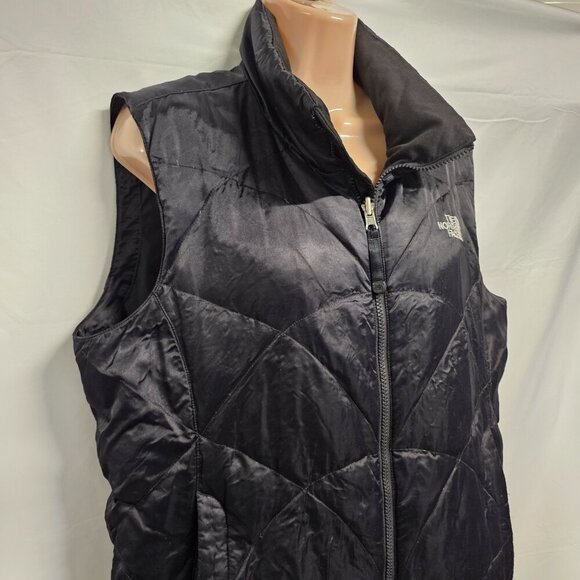 The North Face 550 Goose Down Puffer Vest Women Size L Black Quilted Full Zip - Picture 2 of 13